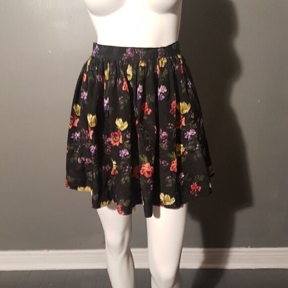 Talula Floral Mini Skirt  - Picture 6 of 7